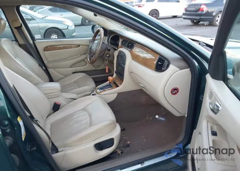 2005 Jaguar X-Type 3.0 из США, поврежденный, VIN SAJWA51AX5WE62294